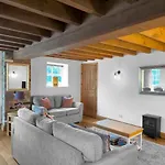 度假居 Large Countryside Retreat - Sleeps 10 - 2 Hot Tubs 伊辛沃尔德