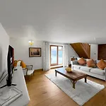 度假居 Large Countryside Retreat - Sleeps 10 - 2 Hot Tubs 伊辛沃尔德