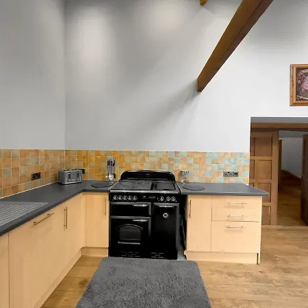 Holiday home Large Countryside Retreat - Sleeps 10 - 2 Hot Tubs Easingwold