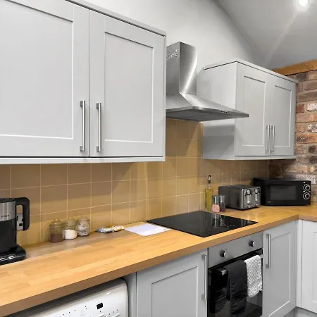 Large Countryside Retreat - Sleeps 10 - 2 Hot Tubs Casa de Férias Easingwold